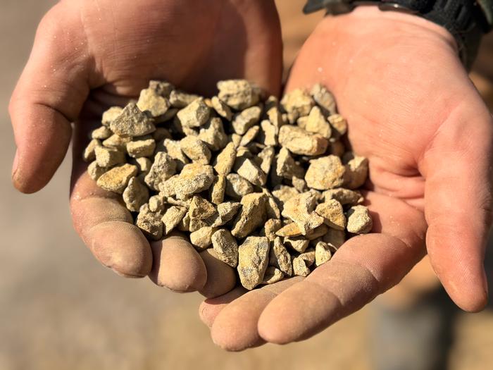 3/8 Crushed Stone 